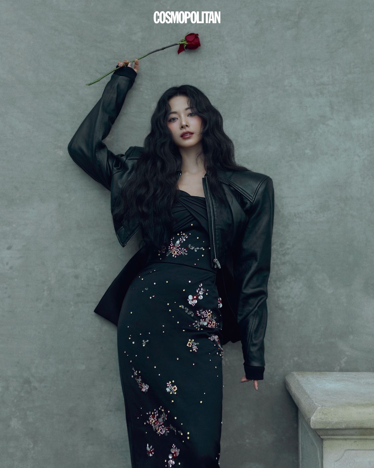 레더 재킷 Juun.J. 드레스 Erdem.